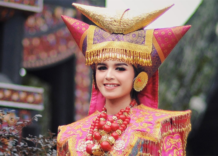 12 Suku Penghasil Wanita Cantik, Tiga Diantaranya Berada di Sumatera