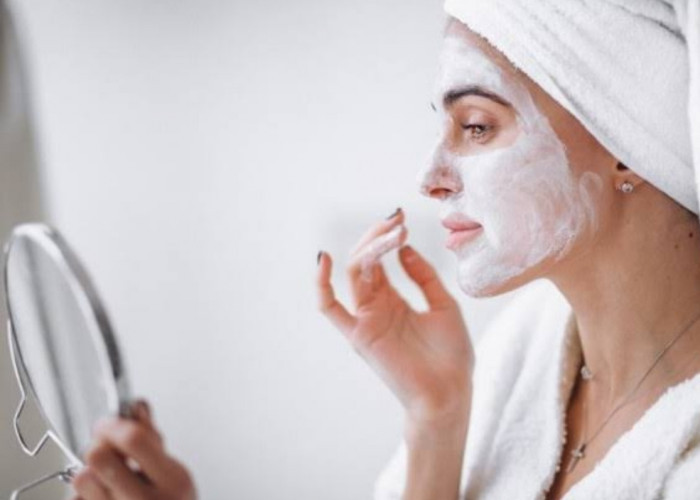 3 Cara Cepat Memutihkan Wajah Hitam Tanpa Skincare dalam 1 Hari