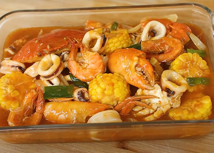 Resep Seafood Saus Padang, Makanan Lezat Cocok Dinikmati Bareng Keluarga di Rumah