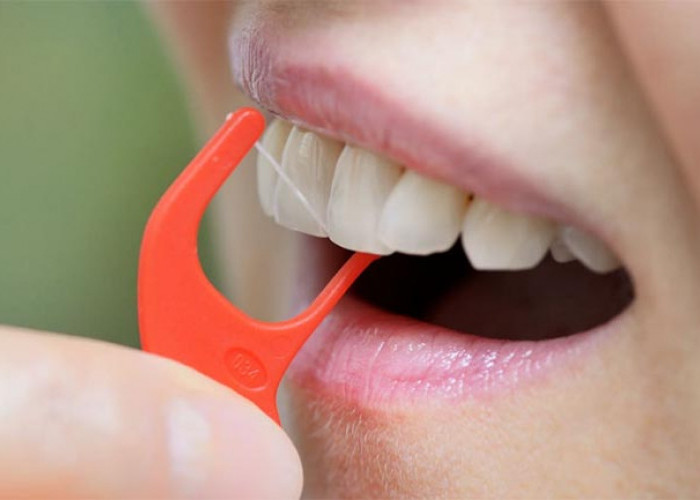 Tidak Hanya Mencegah Plak Gigi, Inilah Berbagai Manfaat Flossing Gigi