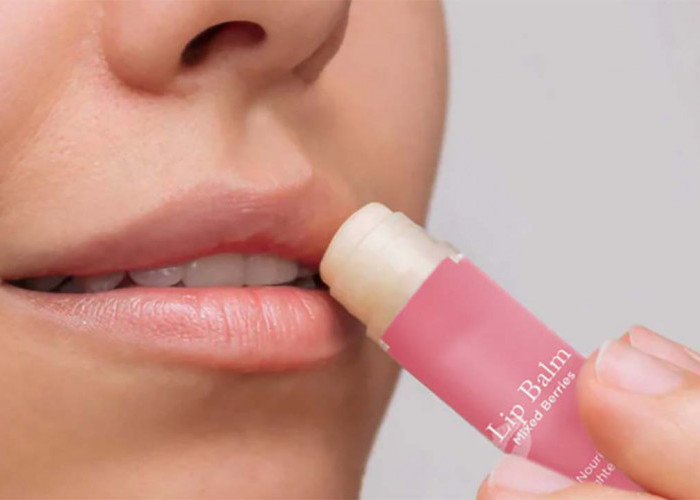 Rekomendasi Lip Balm dengan Kandungan SPF Tinggi dengan Harga Dibawah Rp50 Ribu!