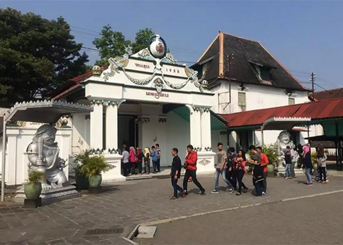 Destinasi Wisata Keraton Yogyakarta dan Sejarahnya 