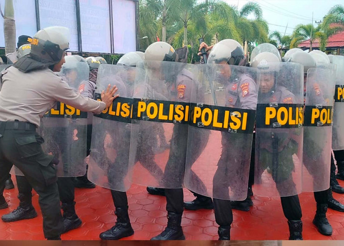 Hadapi Unjuk Rasa, Sat Samapta Polres Mukomuko Lakukan Latihan Dalmas