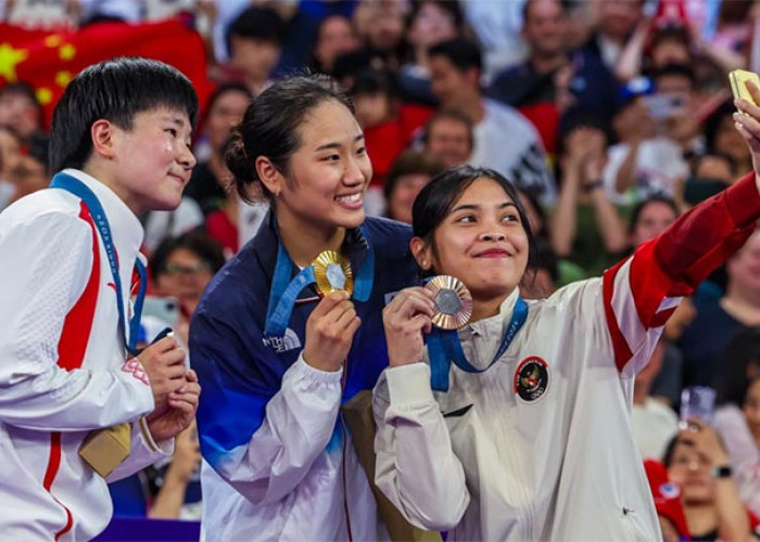 Medali Olimpiade Paris 2024, Makna Potongan Menara Eiffel di Leher Para Juara