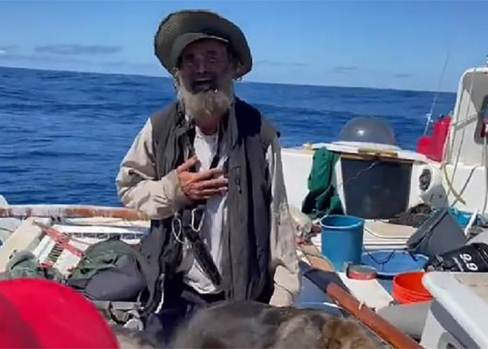 Berbulan-bulan di Laut, Laki-laki Australia dan Anjingnya Diselamatkan Kapal Meksiko