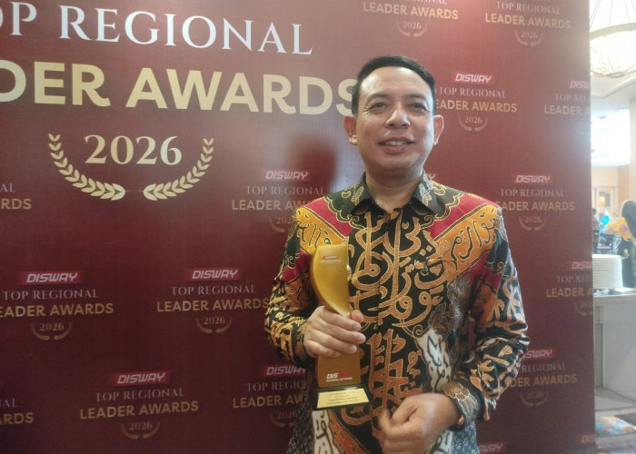 1 Rumah 1 Pot Tanaman, Wali Kota Bengkulu Sabet Disway Top Regional Leader Awards 2026 