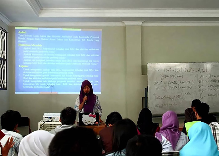 Mahasiswa Wajib Tahu! Ini Dia Tips Lancar Presentasi Anti Gugup