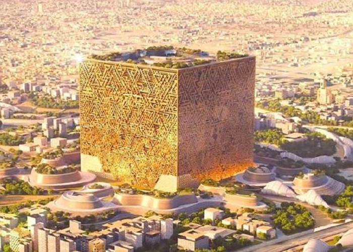 Bangunan Mirip Kakbah Muncul di Arab, Tanda-tanda Kiamat?