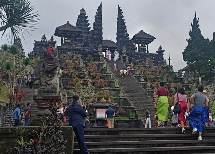 Rencanakan Liburan ke Bali? Simak Pantangan di Tempat Keramat Agar Perjalananmu Lancar dan Berkesan! 