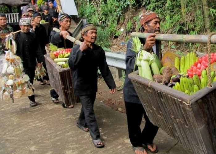 Warga Kampung Cireundeu Bertahan Hidup Tanpa Makan Nasi Sejak 1918, Begini Caranya Bertahan
