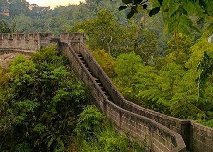 Dikenal Sebagai Tembok Cinanya Indonesia, Inilah Pesona Janjang Koto Gadang