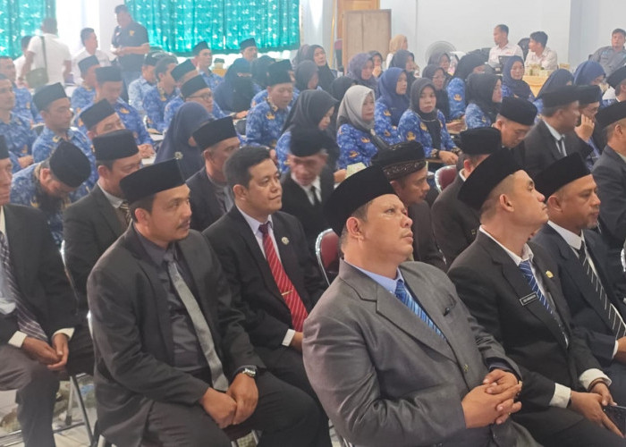 Apresi Wajah Para Pejabat Saat Mutasi, Termenung Hingga Senyum Sumringah