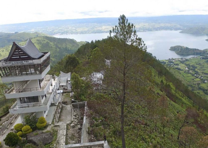 Menara Pandang Tele di Sumatera Utara yang Menawarkan keindahan Alam yang Bikin Takjub Wisatawan