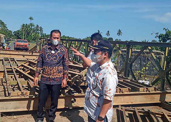 Perbaikan Jembatan Provinsi di Pondok Batu Dibantu PUPR, Warga: Bukan Sumbangan Anggota Dewan 