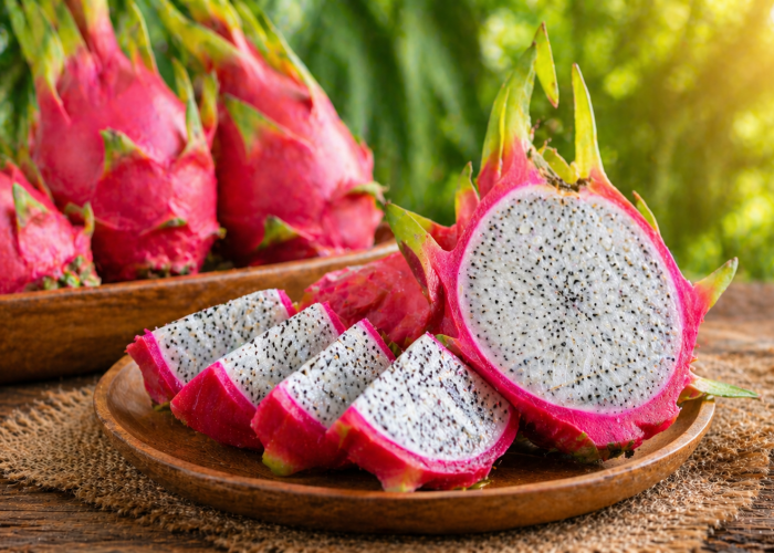 Manfaat buah naga bagi Kesehatan: Cantik, Segar, dan Kaya Antioksidan