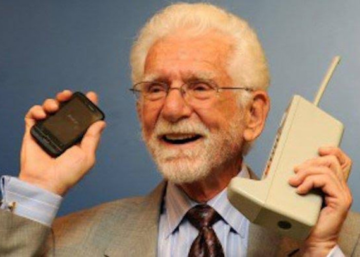 Canggih, Ternyata Ini Sejarah Pertama Kali Handphone Yang Jarang Diketahui
