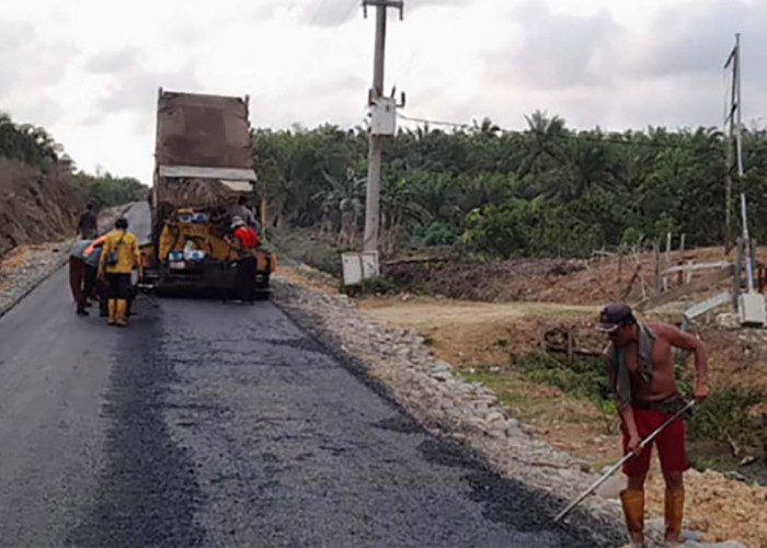 Pemkab Mukomuko Gencarkan Pembangunan Infrastruktur Jalan, Sumber Dana DBH Sawit