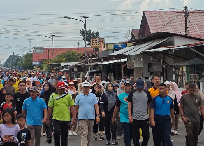 Jalan Raya Mukomuko Padat Merayap, Jalan Santai HUT Kabupaten Sukses