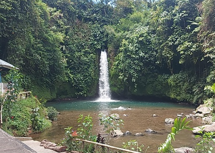 Menikmati Keindahan Destinasi Wisata Air Terjun Sengkuang Kepahiang