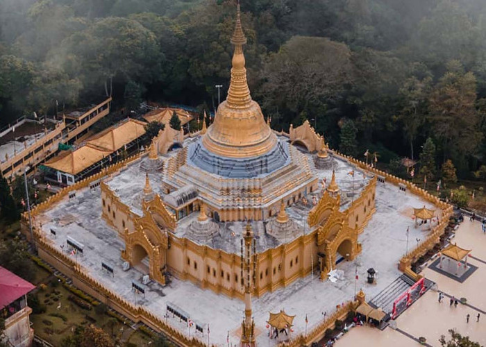 Keindahan Pemandangan Wisata Religi di Taman Alam Lumbini Sumatera Utara