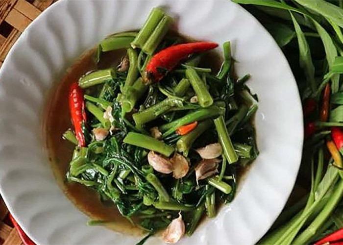 Yang Doyan Makan Sayur Kangkung Harus Tau, Efek Sampingnya Bisa Bikin Meninggoy, Yakin Masih Mau Makan?