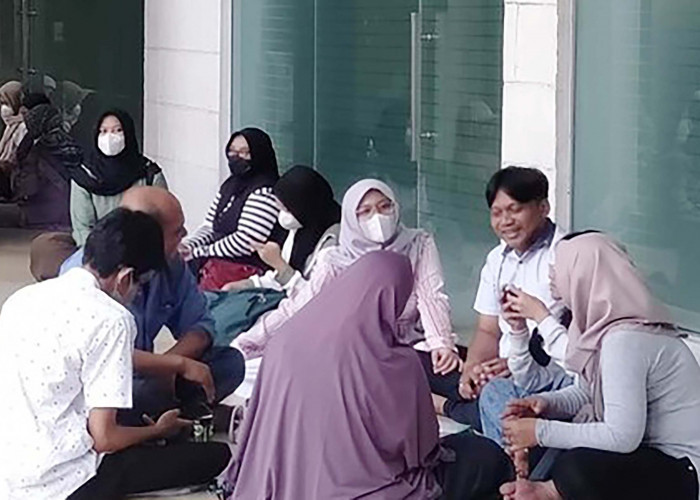 Kisah SNBT 2023 : Ortu Rela Antar Anak UTBK, Berangkat Jam 4 Pagi