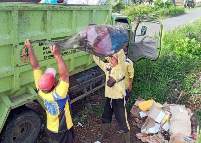 Dinas Lingkungan Hidup Mukomuko Tambah 2 Unit Mobil Angkutan Sampah Domestik