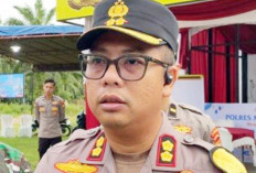 Warga Sumber Makmur Dapat Program Bedah Rumah Polres Mukomuko