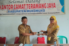 Stok Lama Naik, Jabat Camat Teramang Jaya