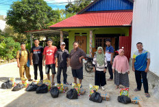 Pemdes Karya Mulya Hadir Bantu Warga Korban Banjir