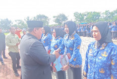 Bupati Mukomuko Serahkan SK 1.873 PPPK Paruh Waktu