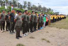 Aksi Kolaborasi Lintas Sektor Warnai Gerakan Bersih Pantai di Mukomuko