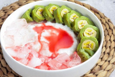 Es Pisang Ijo: Manis, Segar, dan Menyehatkan untuk Teman Tongkrong yang Menyenangkan