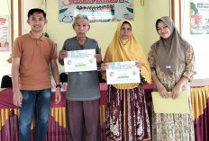 BLT-DD Disalurkan Pemdes Sibak, 25 Warga Sibak Bernapas Lega