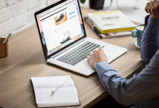 Bahaya Jangka Panjang Jika Suka Kerja di Depan Laptop