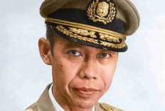 Kisah Polisi Hoegeng Yang Ingin Mundur, Diakui Gus Dur Sebagai Polisi Jujur