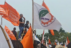 Gelar Aksi Demo, Buruh Mukomuko Tuding Pejabat Tidak Berkutik Di Hadapan Perusahaan