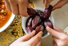 5 Manfaat Kurma Saat Sahur dan Buka Puasa: Lebih dari Sekadar Manis, Penuh Gizi!