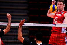 Pemain Voli Tertinggi, Block Bahkan Smash Tidak Butuh Melompat 