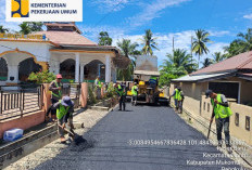 Pemkab Mukomuko Tuntaskan Pekerjaan Aspal 10 Ruas Jalan 