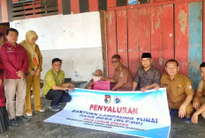 Enam KPM BLT Desa Lubuk Pinang Terima Penyaluran Tahap II