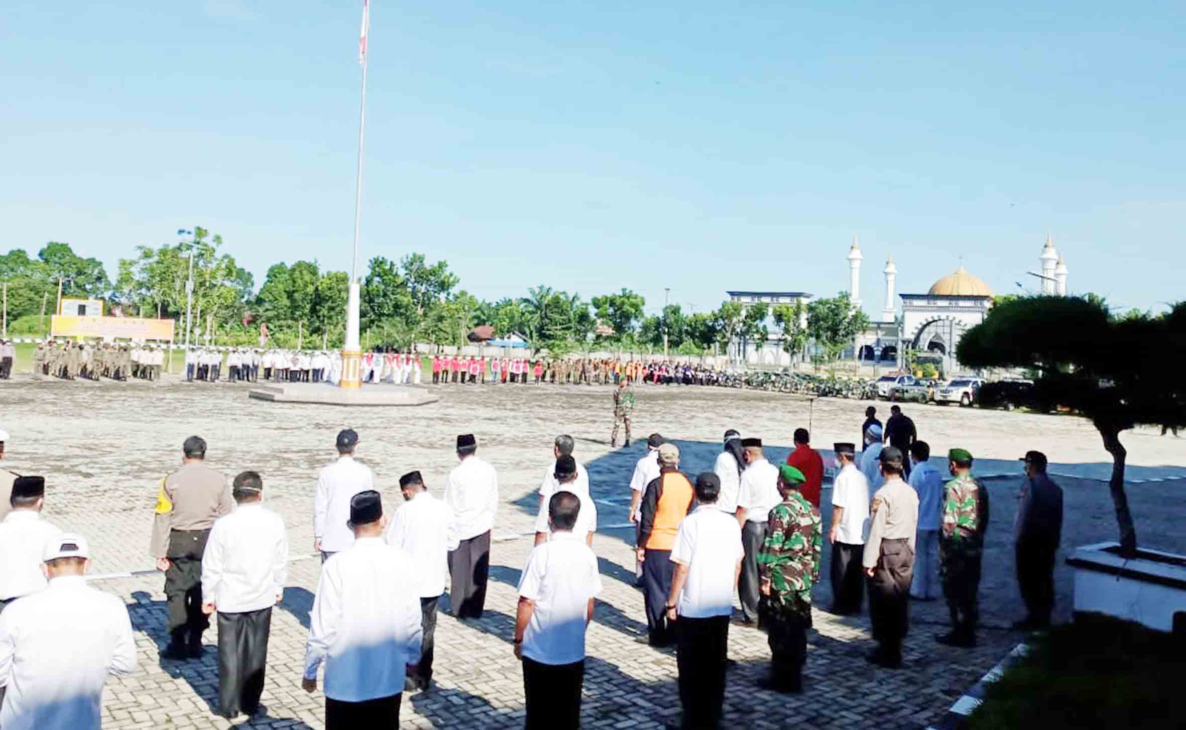 Apel Gelar Pasukan, Bupati Tekan Kedisiplinan Masyarakat