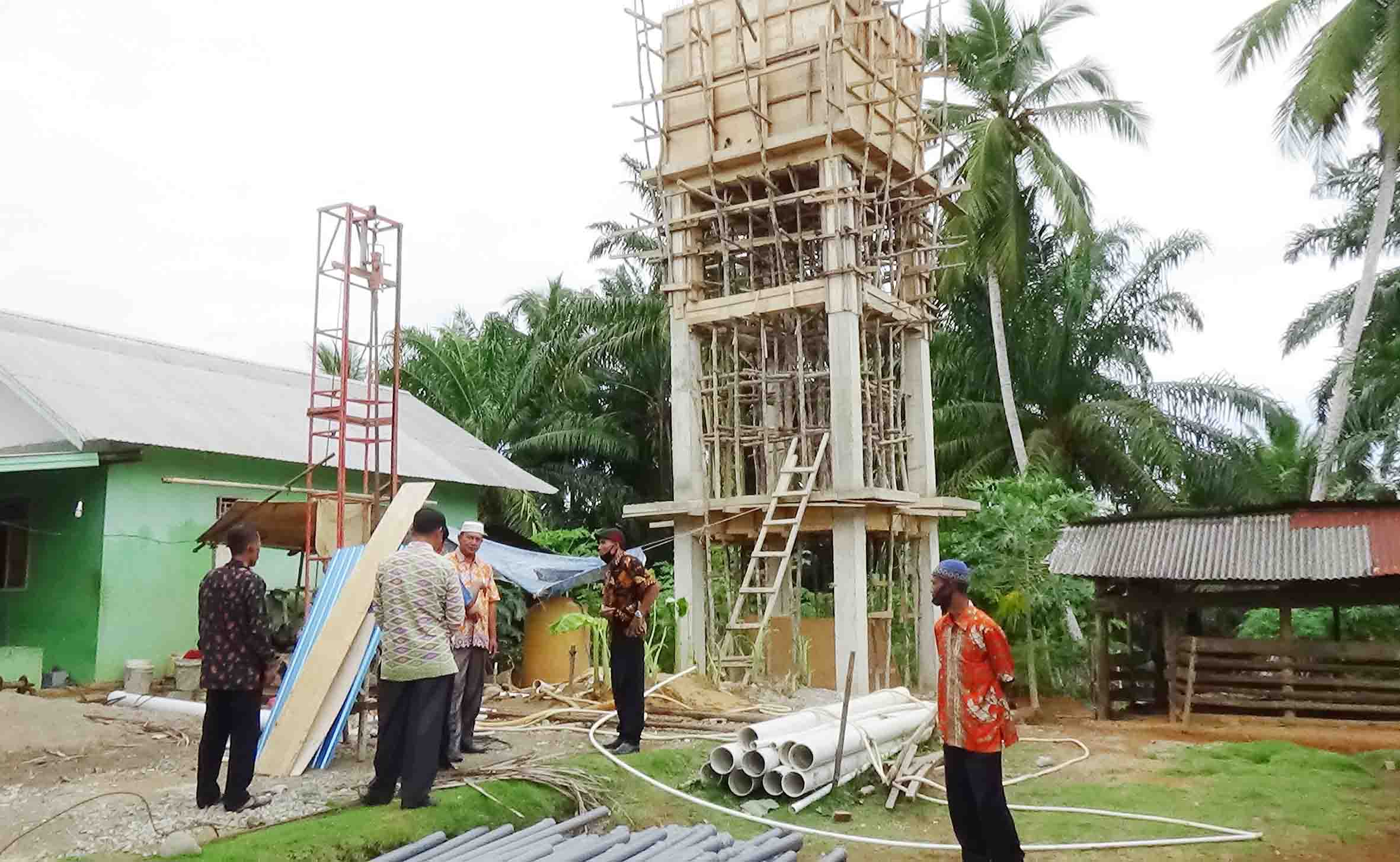 Setia Budi Utamakan Bangun Sumur Bor