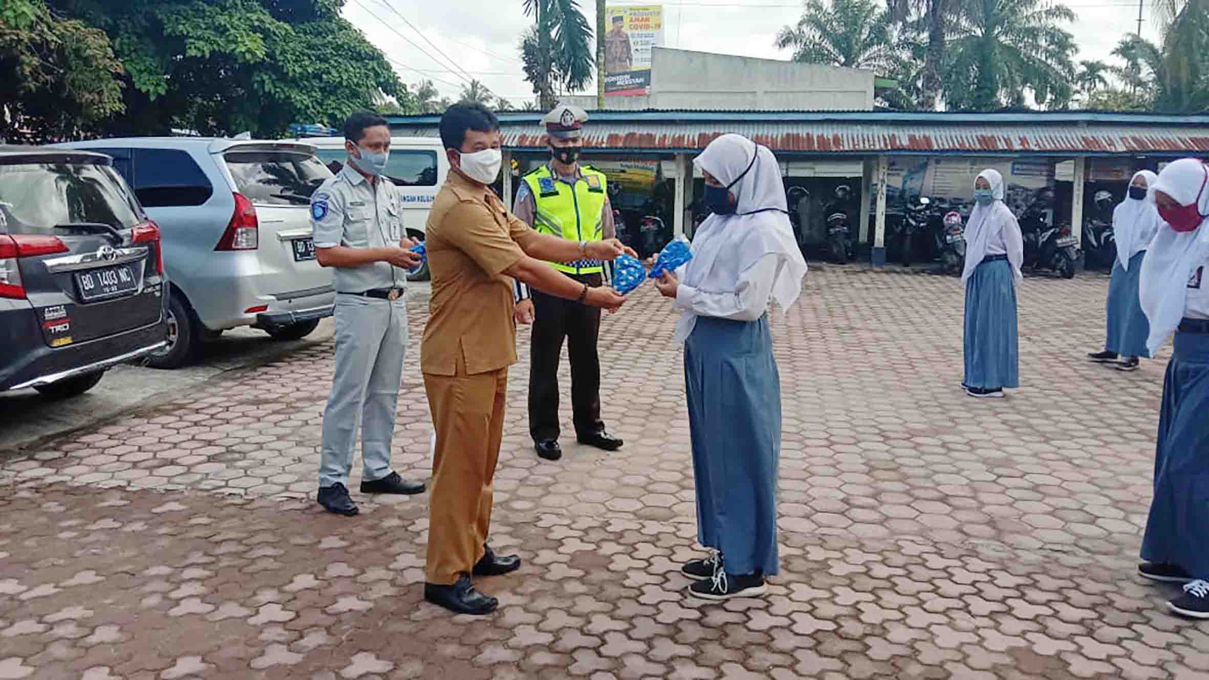 Siswa SMAN 1 Mukomuko Raih Beasiswa Pelopor Lalu Lintas