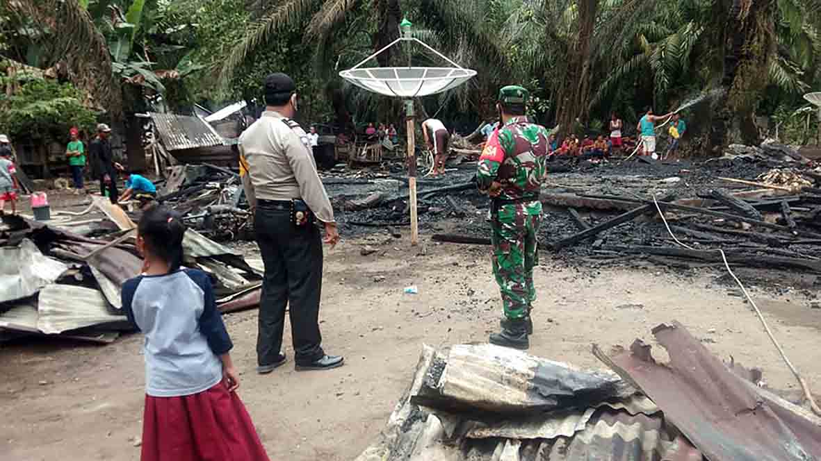 Rumah Warga Rawa Bangun Ludes Dilalap Api