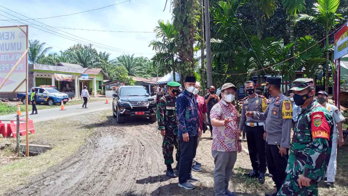 Rombongan Bupati Mukomuko Tinjau Kesiapan Pos Mudik