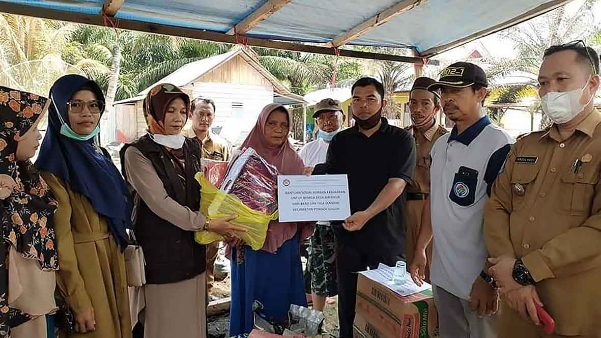 UPK Tiga Mandiri Bantu Warga Tertimpa Musibah Kebakaran