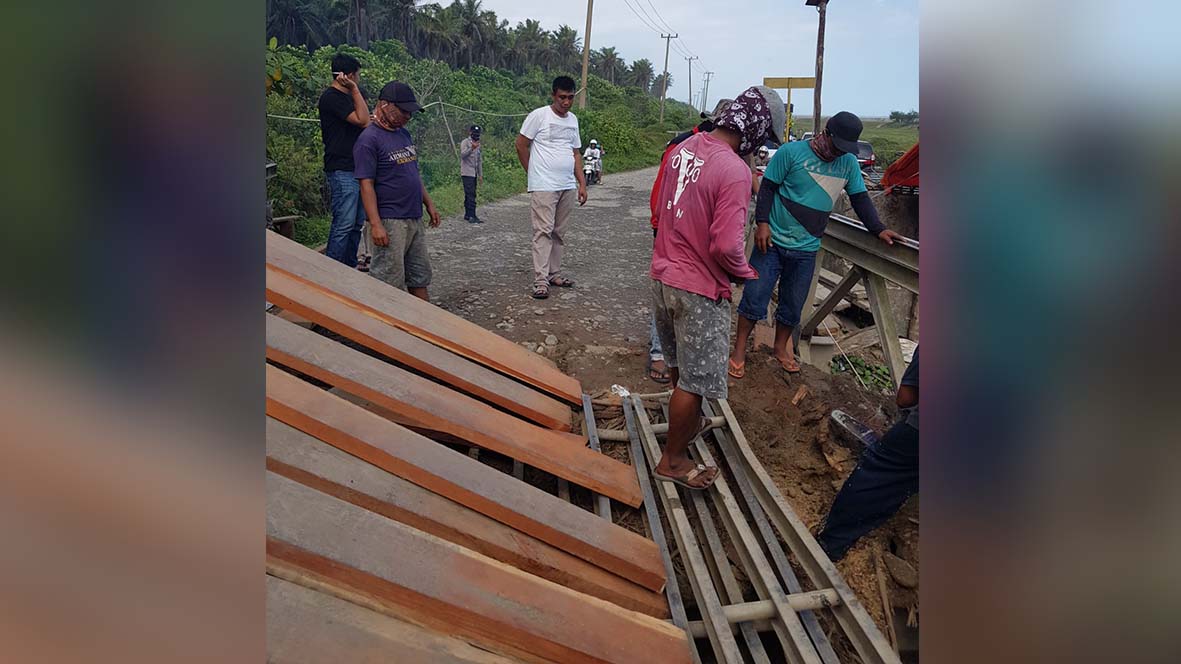 Pemkab Mukomuko Bantu BPJN Perbaikan Jembatan Jalan Nasional