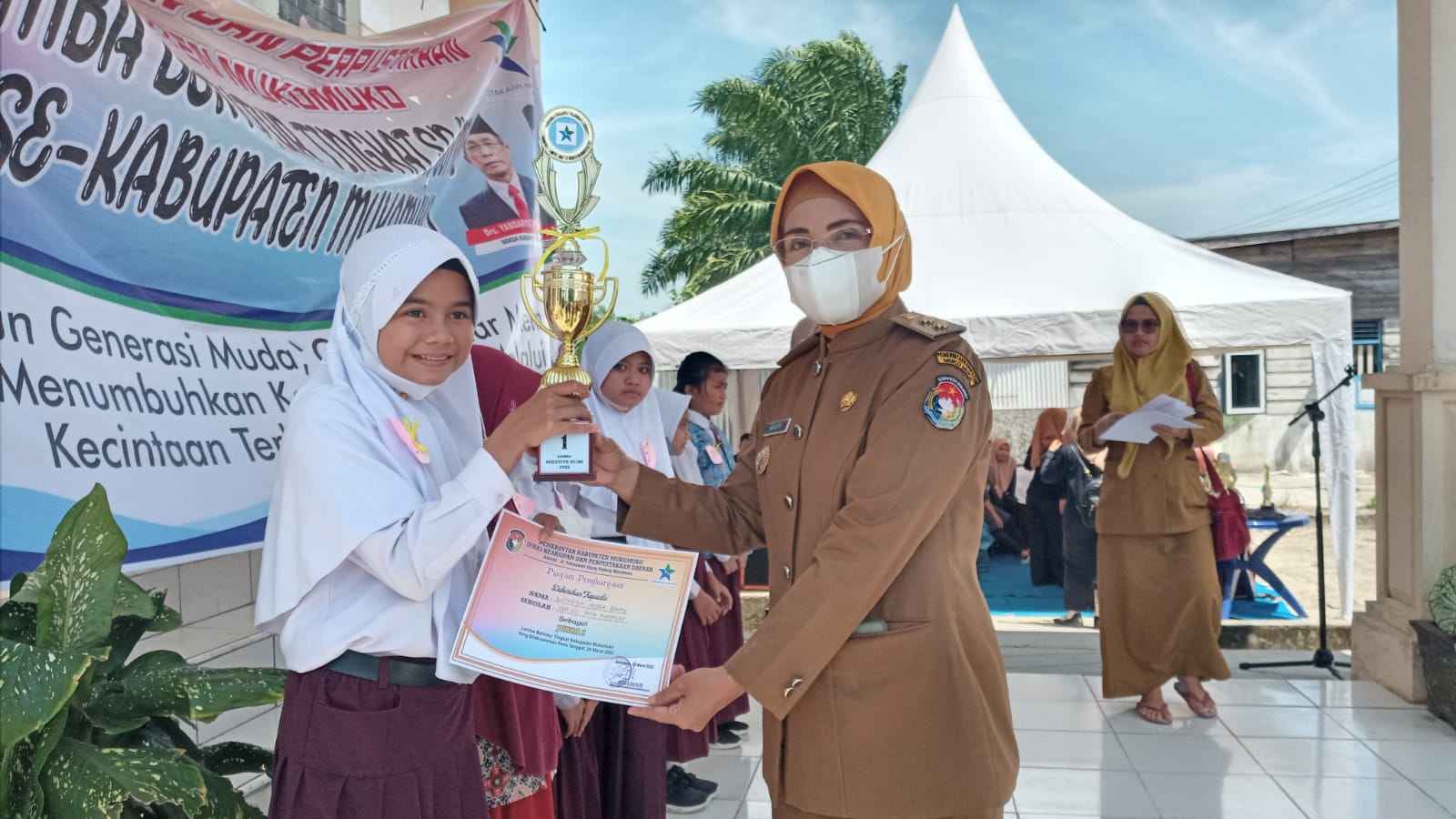 Lufthyfya Pemenang Lomba Bertutur Tingkat Kabupaten Mukomuko