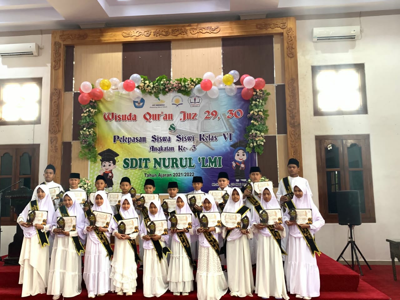 Wisuda Qur’an dan Pelepasan Siswa SDIT Nurul ‘Ilmi Angkatan ke 3 Sukses